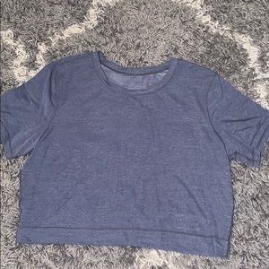 Lululemon Cropped t-shirt